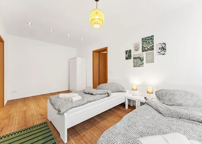 Apartment Chic & Modern *