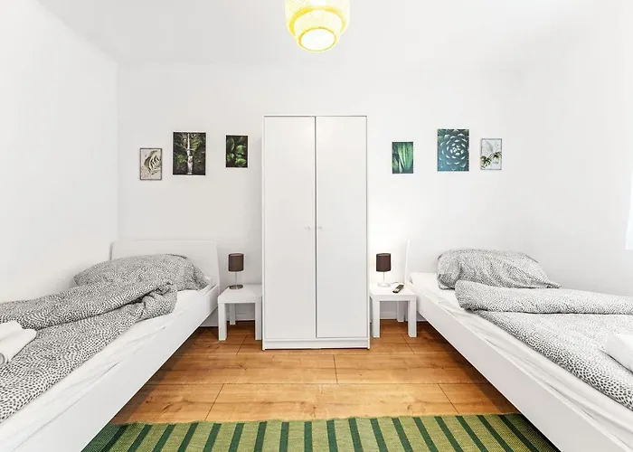 Apartment Chic & Modern *